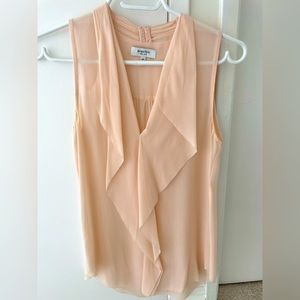 Babaton sleeveless shirt. Pale peach, XXS, 100% silk.